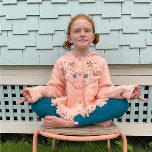 Louise Misha girls size 6 poncho sweater